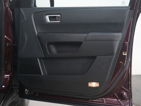 Used 2015 Honda Pilot Touring image 12