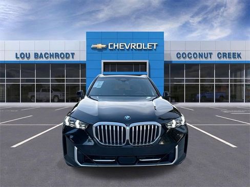 Used 2024 BMW X5 sDrive40i image 3