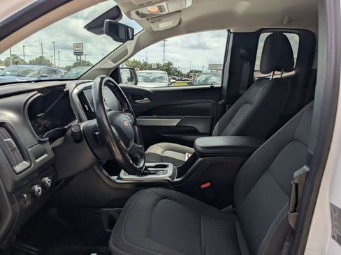 Used 2022 Chevrolet Colorado LT w/ Fleet Safety Package AWD/4WD image 13