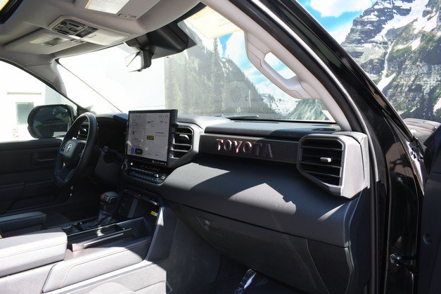 Used 2023 Toyota Sequoia TRD Pro AWD/4WD image 25