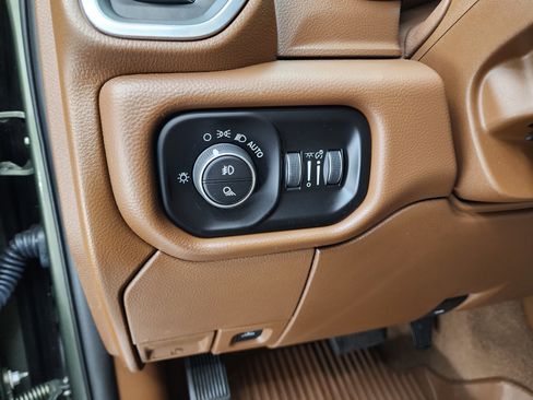 Used 2021 RAM 2500 Laramie image 40