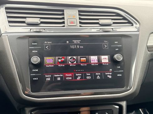 Used 2024 Volkswagen Tiguan SEL R-Line AWD/4WD image 12