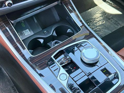 New 2026 BMW X5 xDrive50e w/ Executive Package image 29