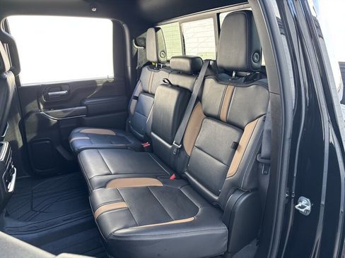 Used 2021 Chevrolet Silverado 2500 LTZ w/ Carhartt Edition AWD/4WD image 31