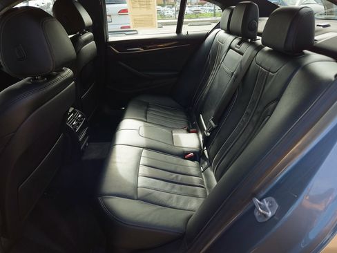 Used 2018 BMW 530e image 21