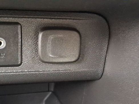 Used 2023 Buick Encore GX Preferred w/ Cold Weather Comfort Package image 28