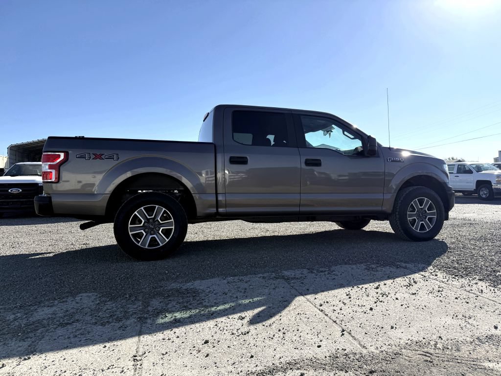 Used 2018 Ford F150 4x4 SuperCrew image 4