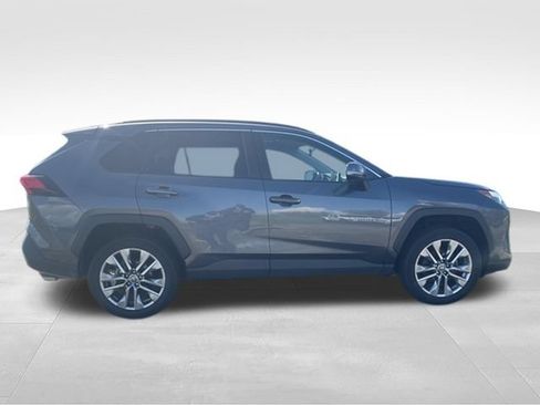 Used 2023 Toyota RAV4 XLE Premium AWD/4WD image 19