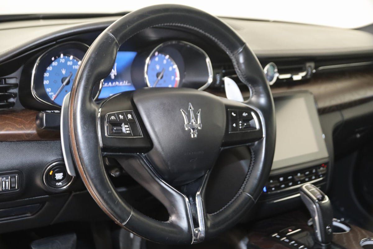 Used 2020 Maserati Quattroporte S Q4 AWD/4WD image 6