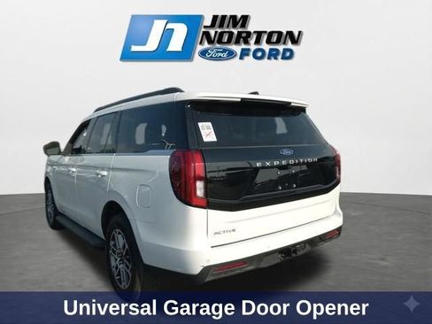 Used 2025 Ford Expedition Active AWD/4WD image 7