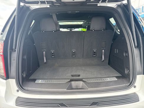 Used 2021 Chevrolet Tahoe Z71 AWD/4WD image 29
