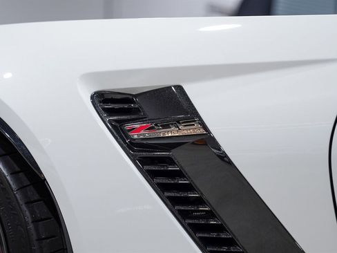 Used 2016 Chevrolet Corvette Z06 w/ 3LZ Preferred Equipment Group image 65