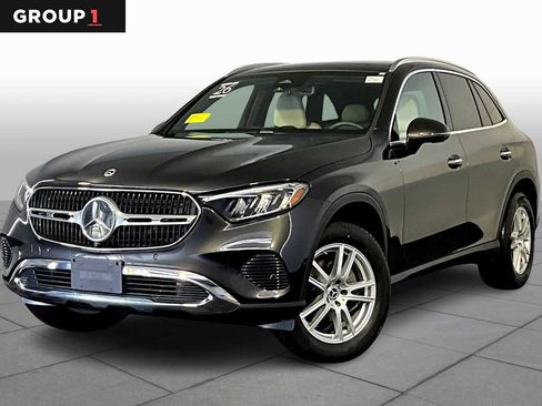 Used 2026 Mercedes-Benz GLC 300 4MATIC image 1