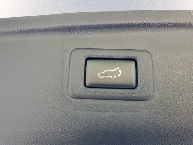 Used 2019 Subaru Outback 2.5i Limited AWD/4WD image 9