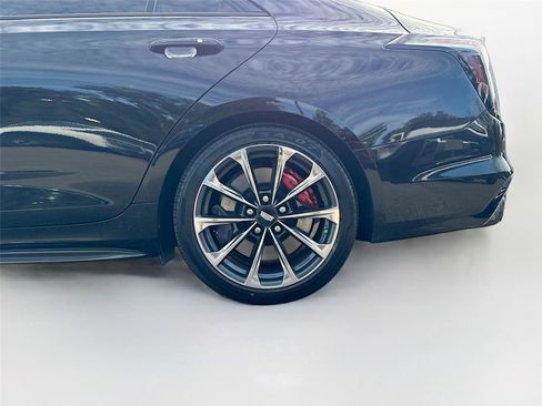 Used 2022 Cadillac CT4 V Blackwing w/ Carbon Fiber 1 Package image 29