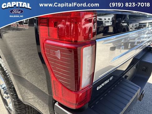 Certified 2022 Ford F350 Platinum AWD/4WD image 15