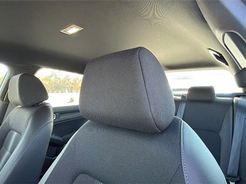 Used 2025 Honda Civic Sport image 21