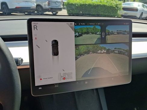 Used 2024 Tesla Model Y Long Range AWD/4WD image 22