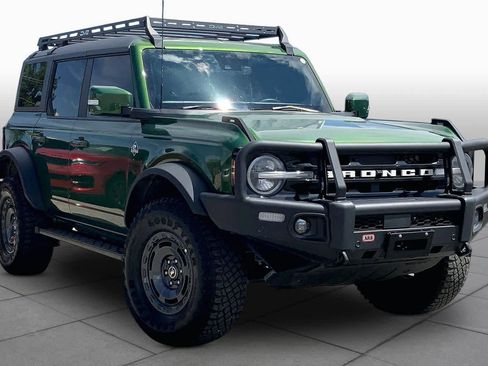 Used 2024 Ford Bronco Outer Banks AWD/4WD image 3