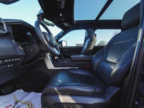 Used 2024 Toyota Tundra Platinum image 27