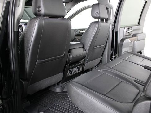 Used 2022 GMC Sierra 3500 SLT image 35