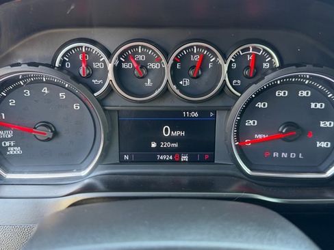 Used 2021 Chevrolet Silverado 1500 LT Trail Boss w/ Convenience Package II image 14