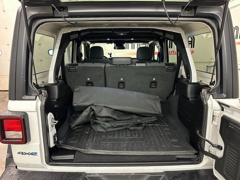 Used 2024 Jeep Wrangler Willys 4xe image 17