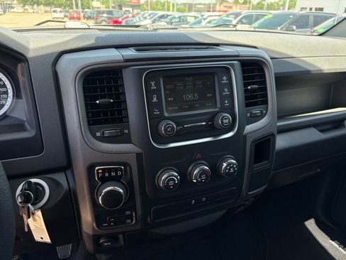 Used 2019 RAM 1500 Express w/ Wheel & Sound Group AWD/4WD image 18