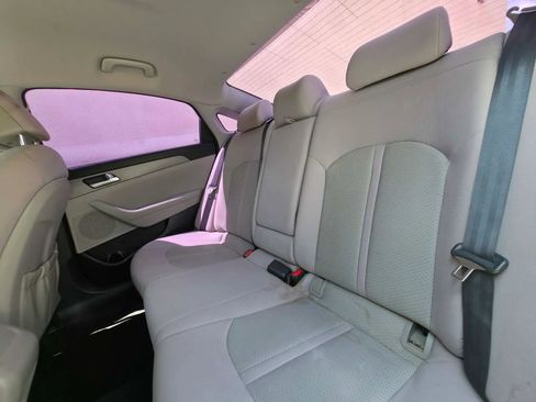 Used 2016 Hyundai Sonata SE FWD image 11