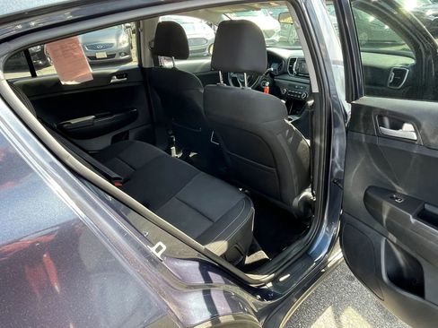 Used 2017 Kia Sportage LX image 13