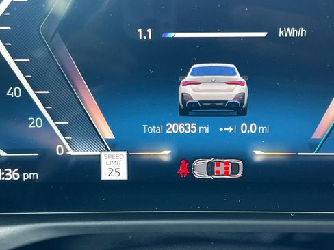 Used 2023 BMW i4 eDrive40 w/ M Sport Package image 26