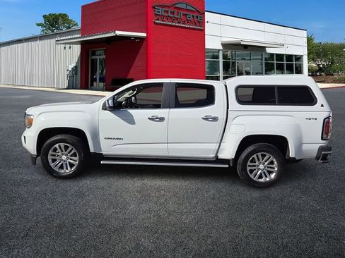 Used 2015 GMC Canyon SLT image 2