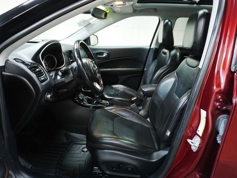 Used 2021 Jeep Compass Limited w/ Sun and Sound Group image 9