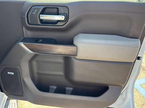 Used 2020 GMC Sierra 1500 SLT w/ SLT Premium Plus Package image 21