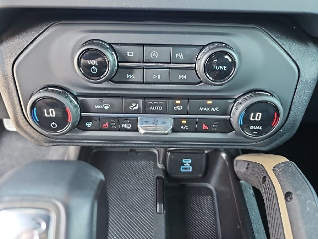 Used 2025 Ford Bronco Badlands AWD/4WD image 29