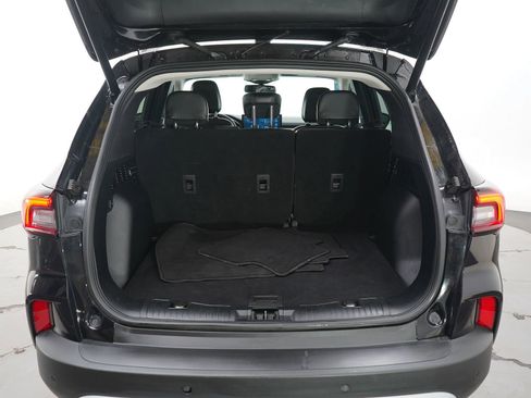 Used 2023 Ford Escape Platinum image 11