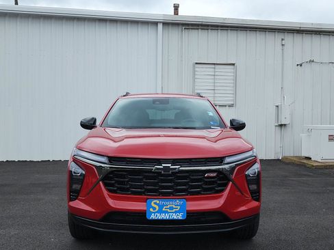 New 2026 Chevrolet Trax RS FWD image 8