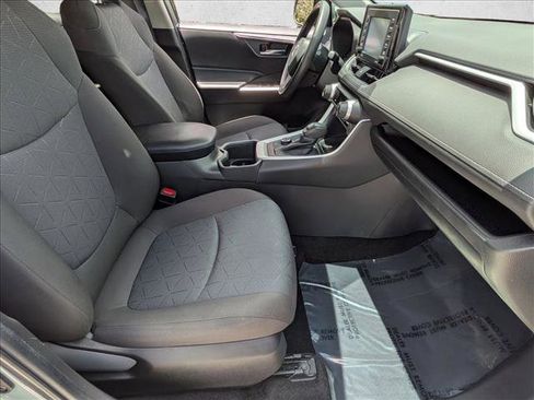 Certified 2022 Toyota RAV4 XLE w/ Convenience Package AWD/4WD image 19