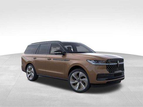 New 2026 Lincoln Navigator Black Label AWD/4WD image 7