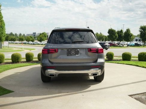 Used 2026 Mercedes-Benz GLB 250 4MATIC image 7