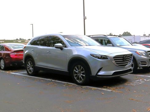 Used 2019 MAZDA CX-9 Touring image 1