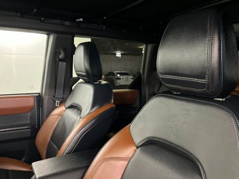Used 2024 Ford Bronco Outer Banks w/ Sasquatch Package AWD/4WD image 17