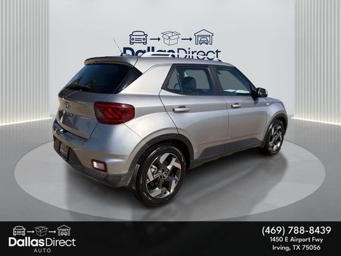 Used 2023 Hyundai Venue SEL image 6