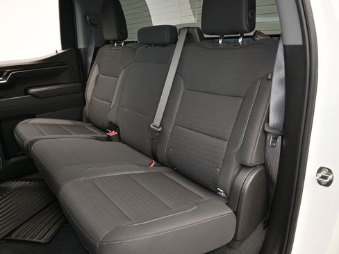 Used 2022 Chevrolet Silverado 1500 LT Trail Boss image 33