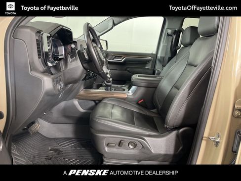 Used 2022 Chevrolet Silverado 1500 LT Trail Boss w/ LT Trail Boss Premium Package AWD/4WD image 23