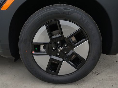 New 2026 Hyundai Santa Fe SE image 14