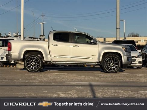 Used 2020 Chevrolet Colorado LT w/ Colorado RST Special Edition image 5