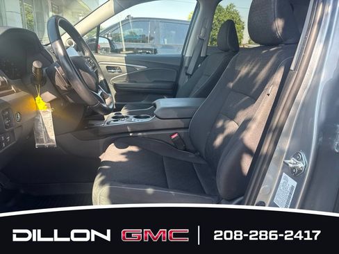 Used 2024 Honda Ridgeline Sport image 9