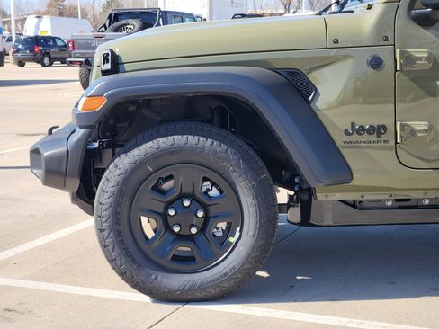 New 2026 Jeep Wrangler Unlimited Sport AWD/4WD image 4