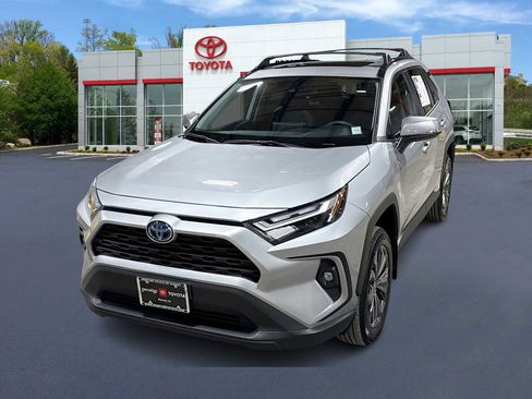 Certified 2024 Toyota RAV4 XLE Premium image 1
